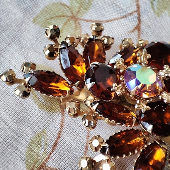 Huge Root Beer Brown Dark Topaz AB Riveted Fang Prong Setting Vintage Brooch - Picture 3 of 9